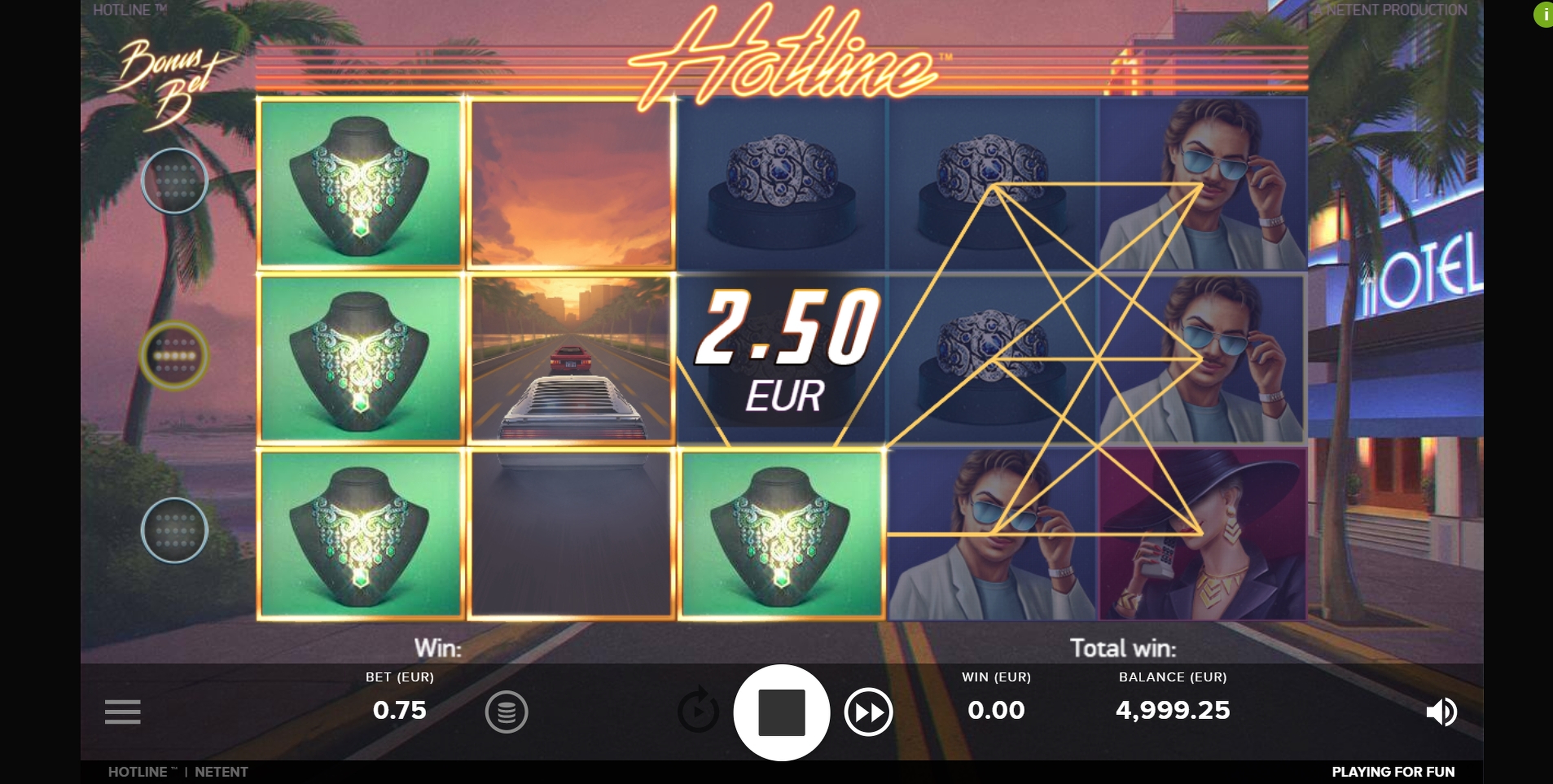 Win Money in Hotline Free Slot Game by NetEnt